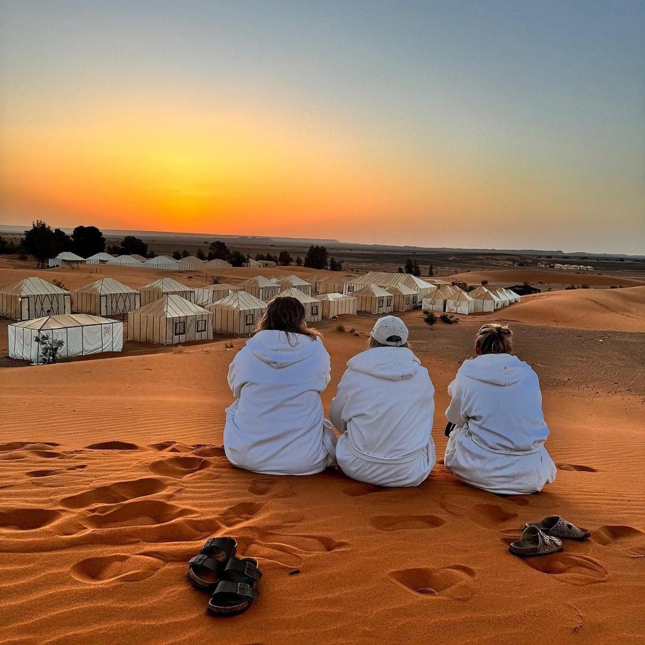 Merzouga Horizon Luxury Camp Екстер'єр фото